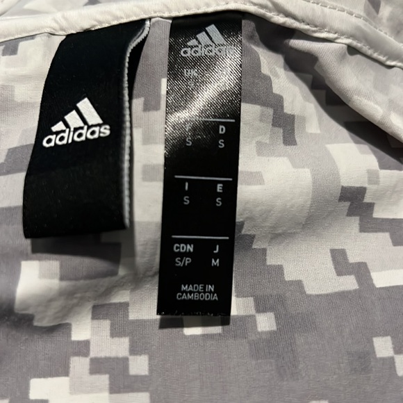 Mens Adidas size small wind breaker light jacket - Picture 5 of 9